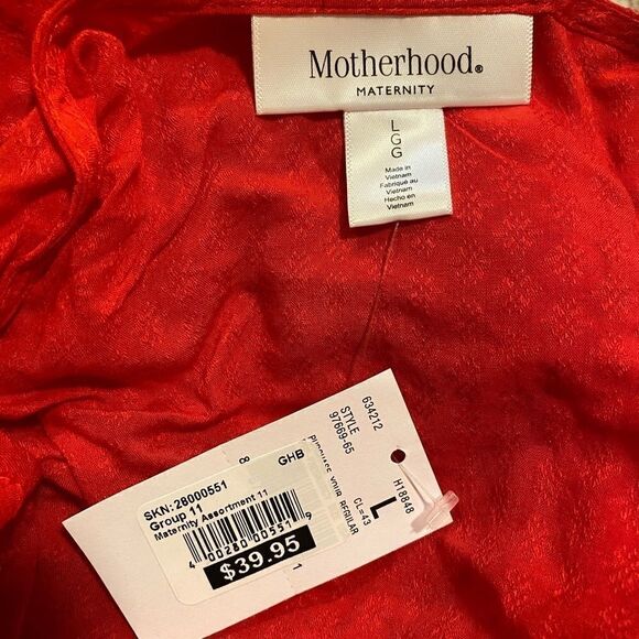 Motherhood Maternity Red Lightweight Long Sleeved Shirt Top Rayon Large NWT - Picture 5 of 5